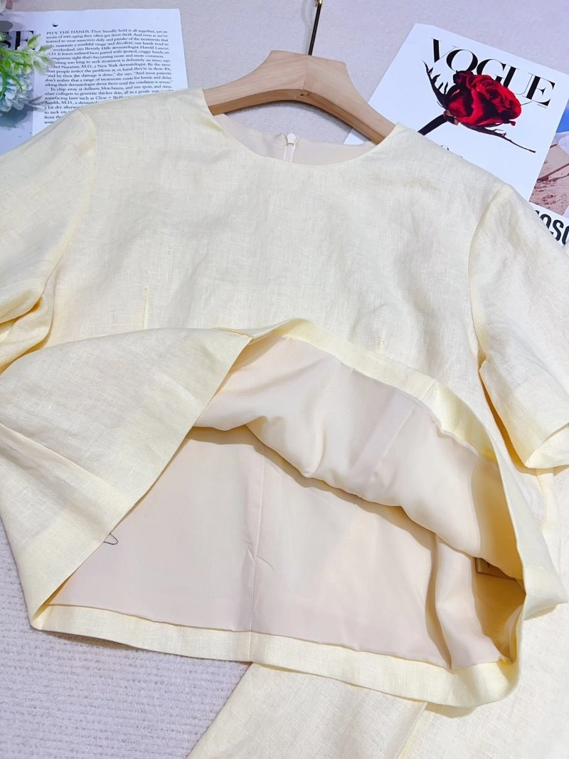 Compact Unclassified Brand Dress Suits 153892