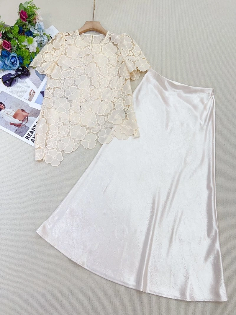 Bright Unclassified Brand Dress Suits 153879