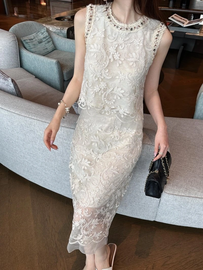 EyeCatching Unclassified Brand Dress Suits 153871