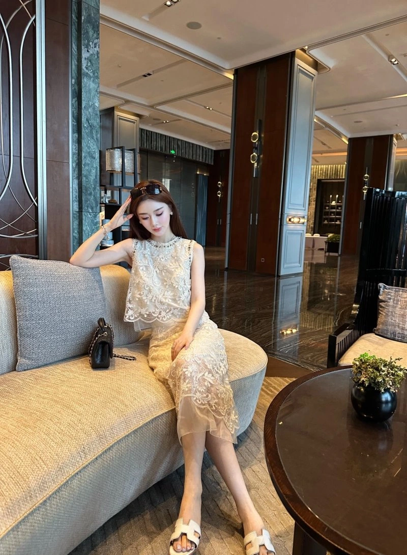 EyeCatching Unclassified Brand Dress Suits 153871