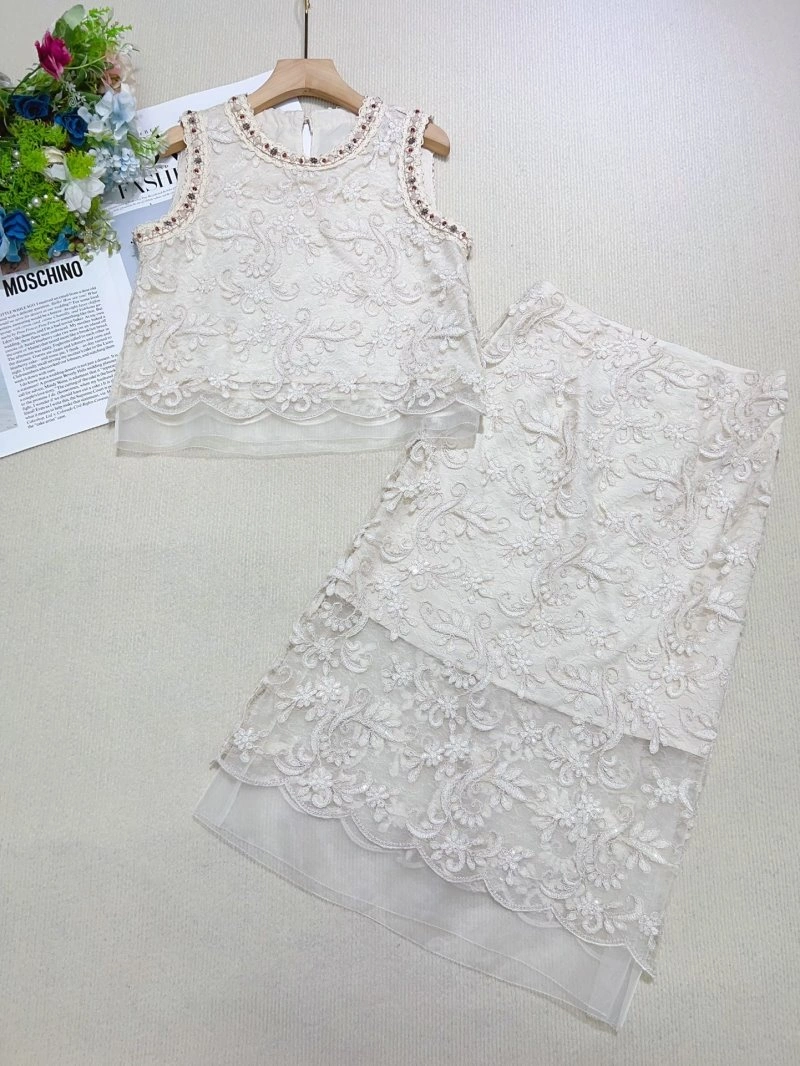 EyeCatching Unclassified Brand Dress Suits 153871