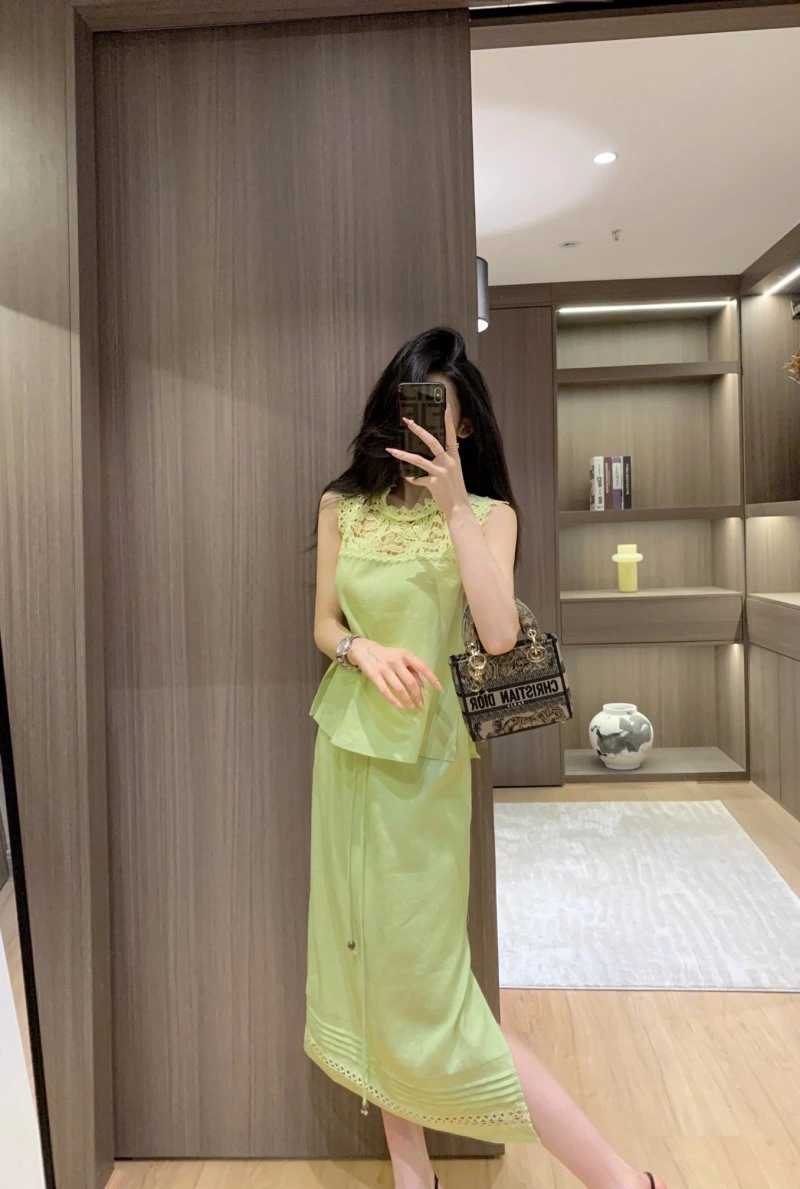 SportInspired Unclassified Brand Dress Suits 152705