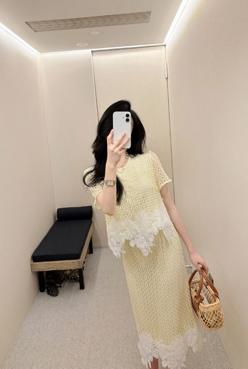FreshLook Unclassified Brand Dress Suits 152701