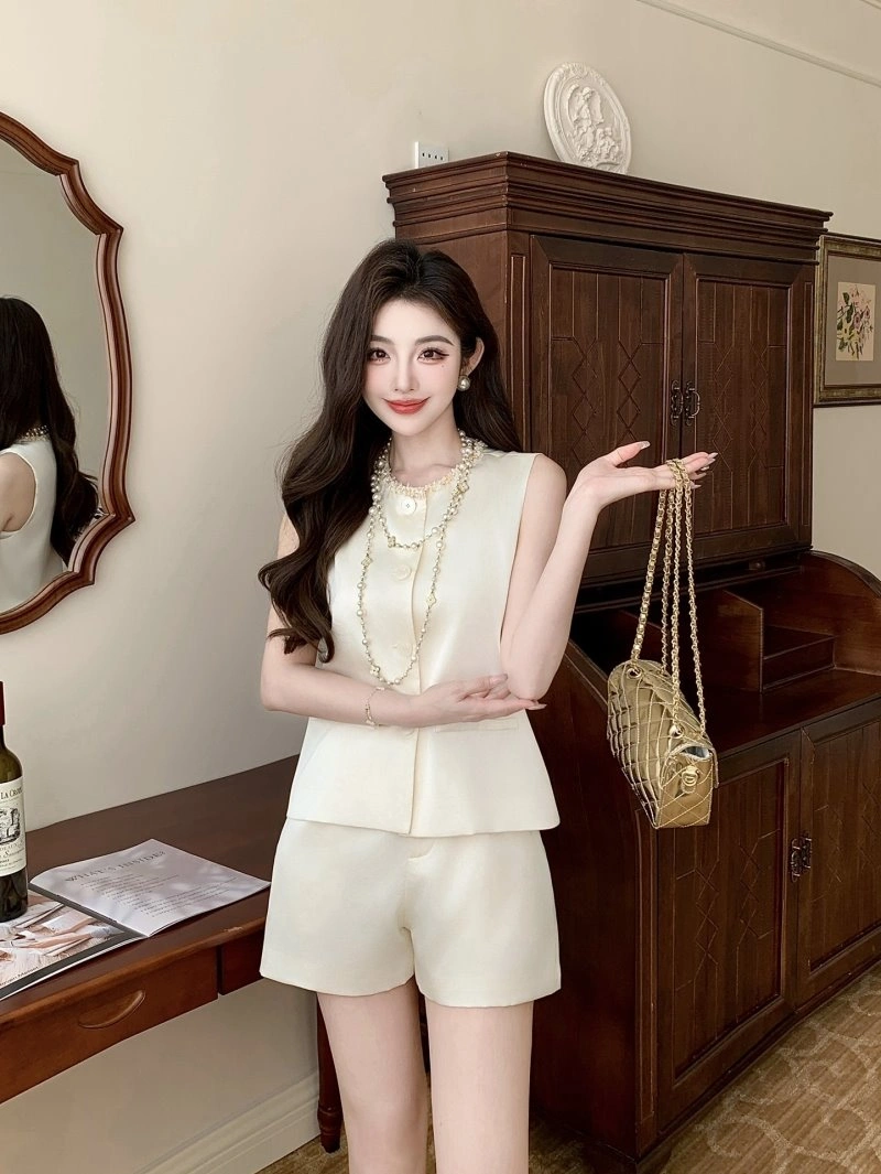 Unclassified Brand Dress Suits Sleek 152697