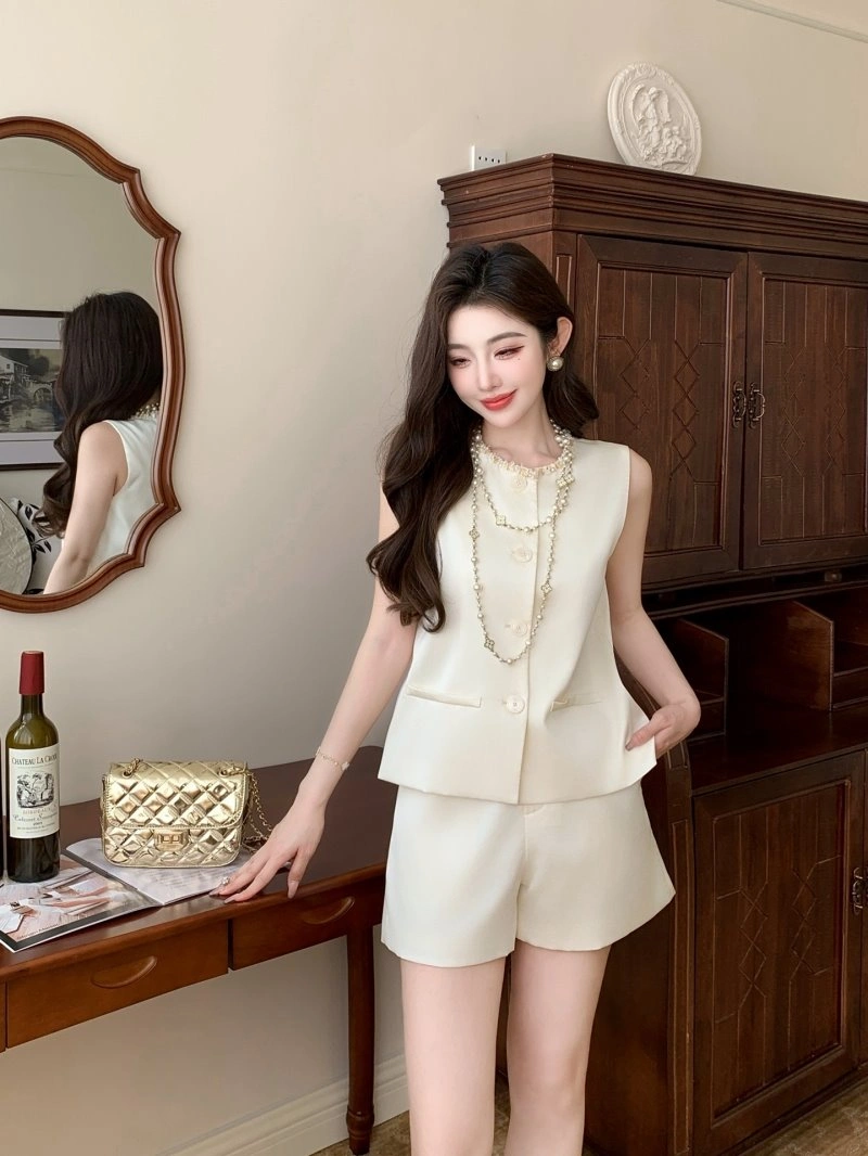 Unclassified Brand Dress Suits Sleek 152697