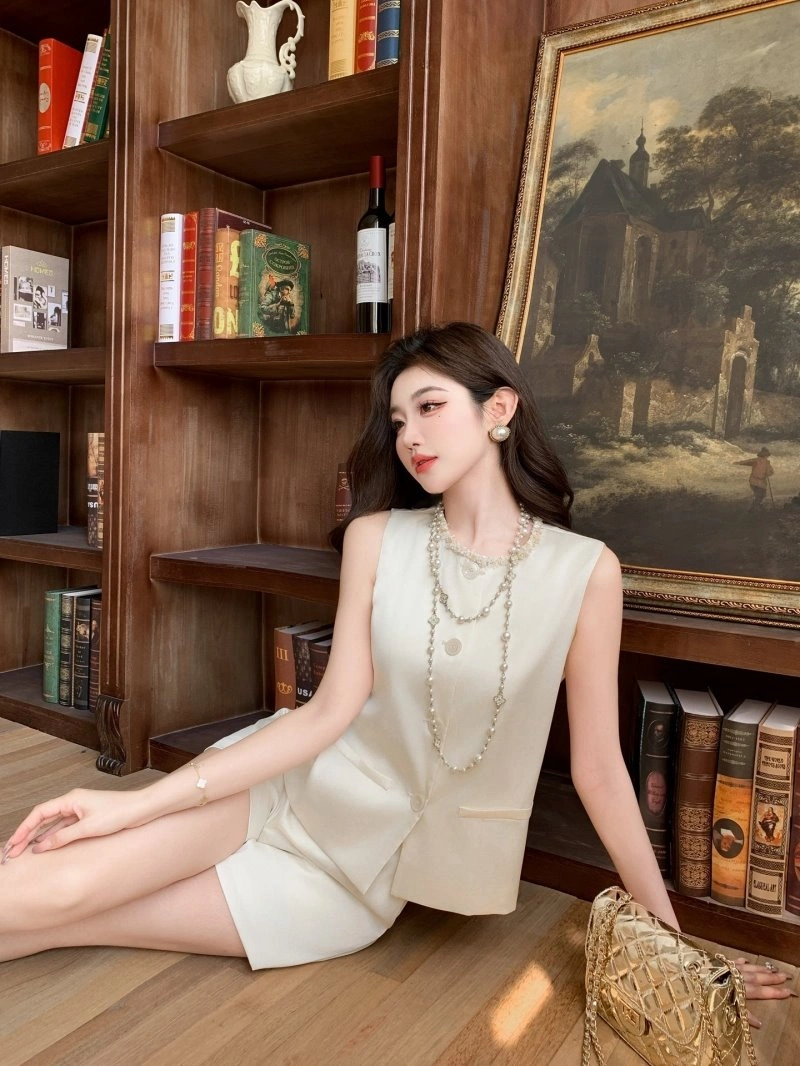 Unclassified Brand Dress Suits Sleek 152697