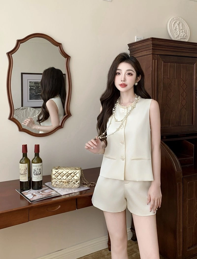 Unclassified Brand Dress Suits Sleek 152697