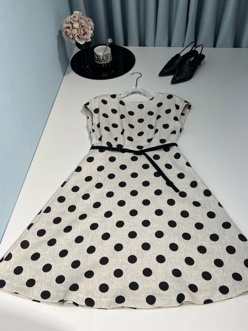 ModernLook Unclassified Brand Dress 150851