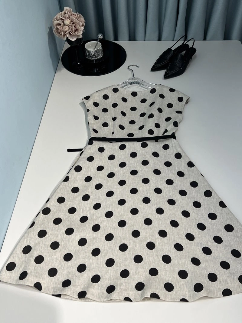 ModernLook Unclassified Brand Dress 150851