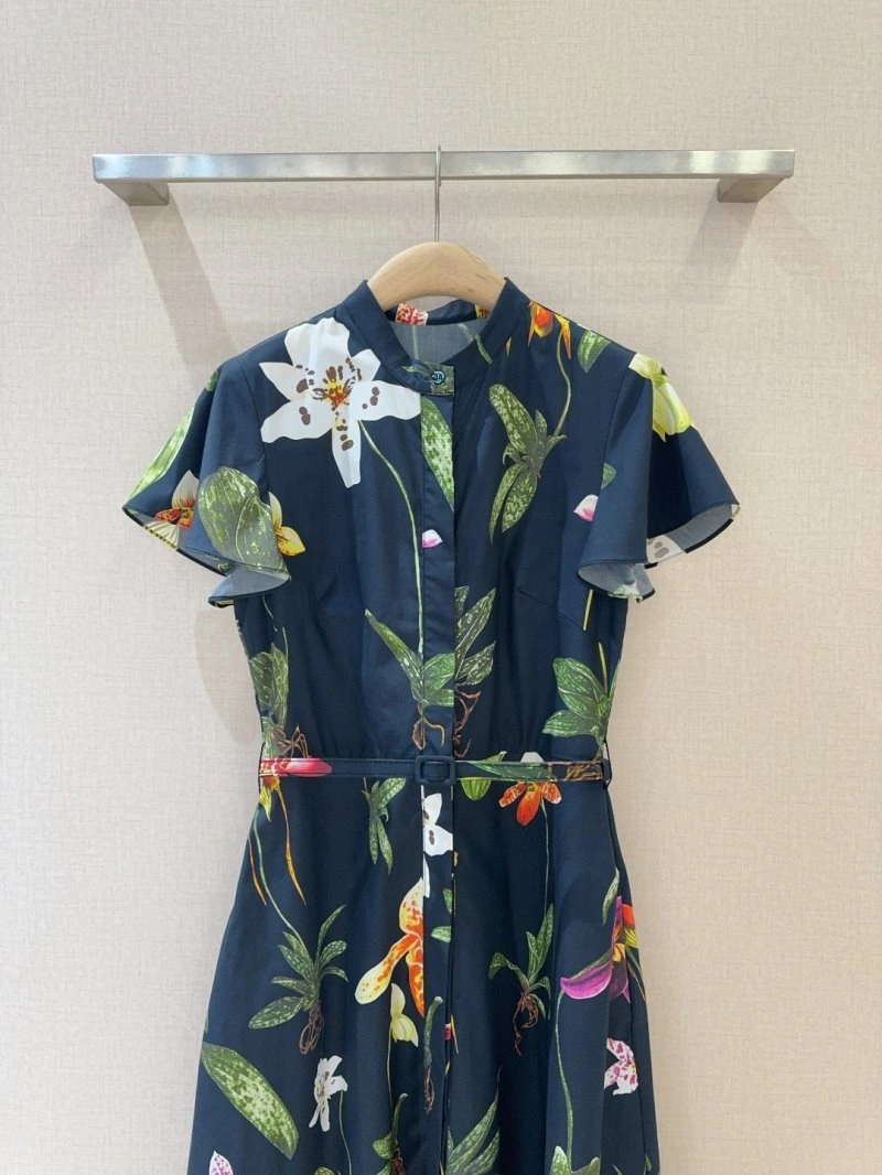 Flexible Unclassified Brand Dress 150842
