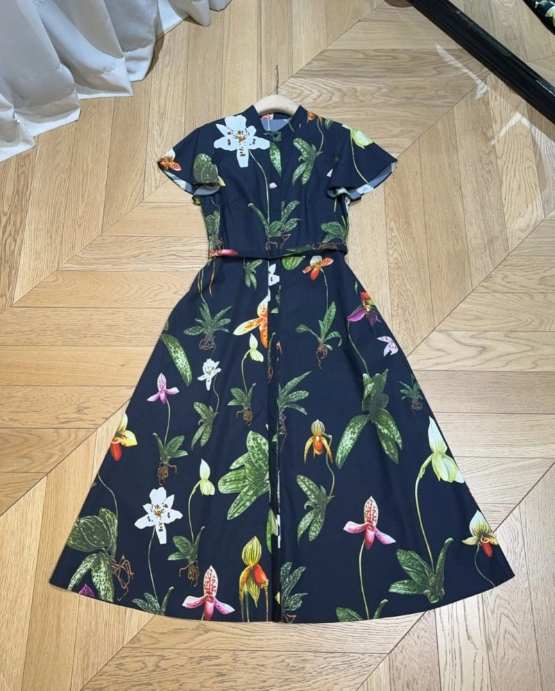 Flexible Unclassified Brand Dress 150842