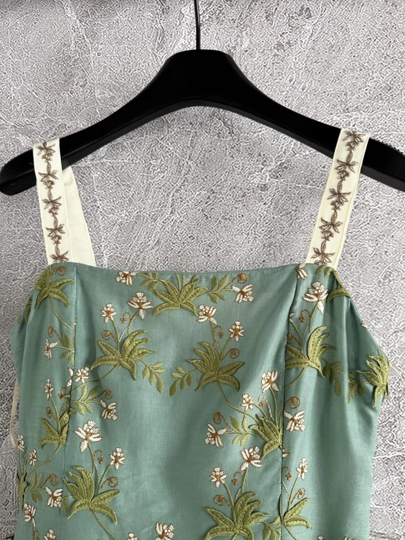 Unique Unclassified Brand Dress 150772