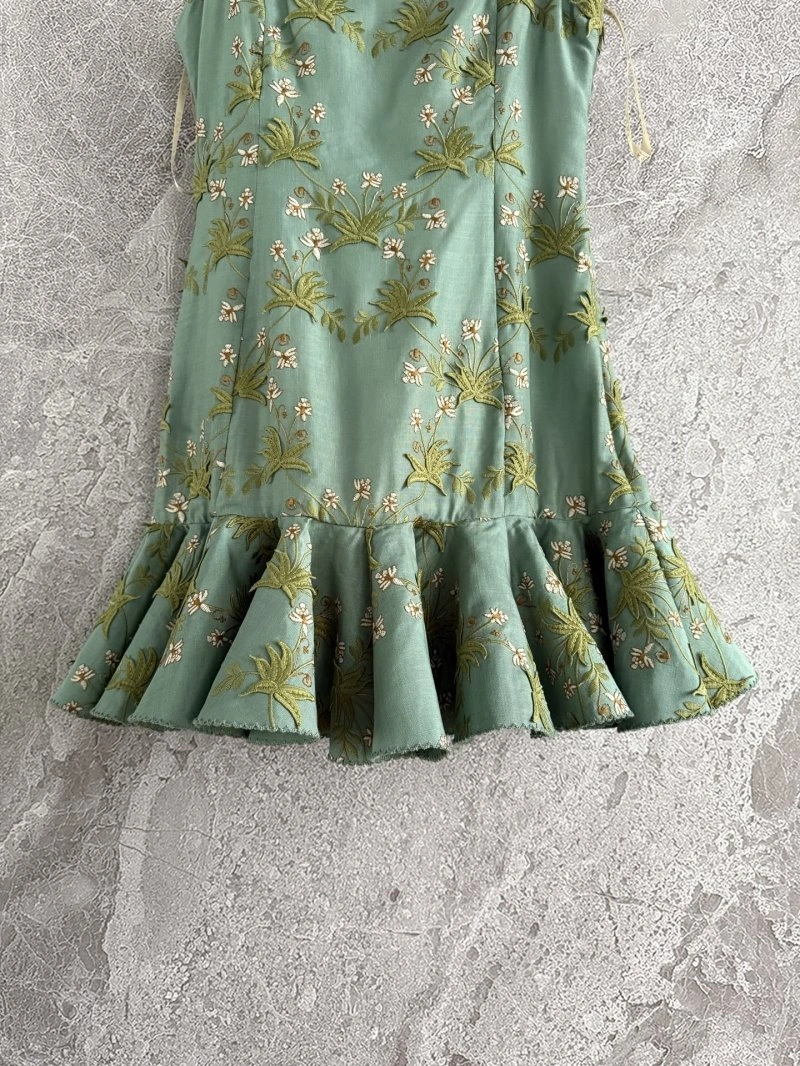 Unique Unclassified Brand Dress 150772