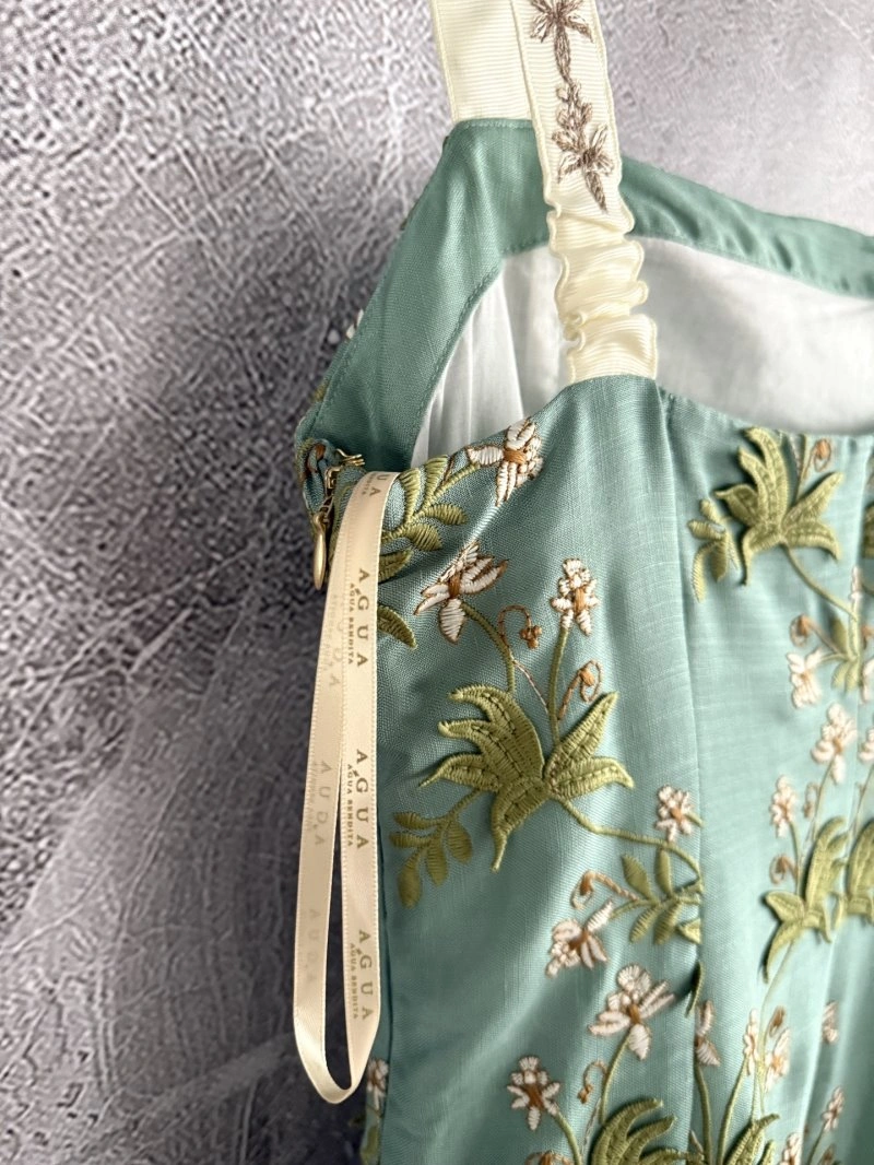 Unique Unclassified Brand Dress 150772