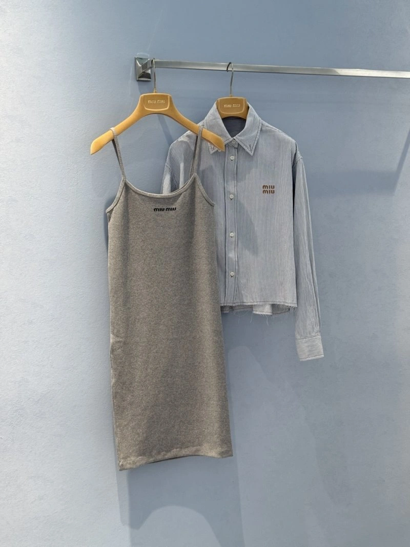 Unclassified Brand Dress TechFriendly 150731