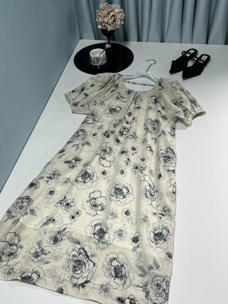 Tailored Unclassified Brand Dress 150636