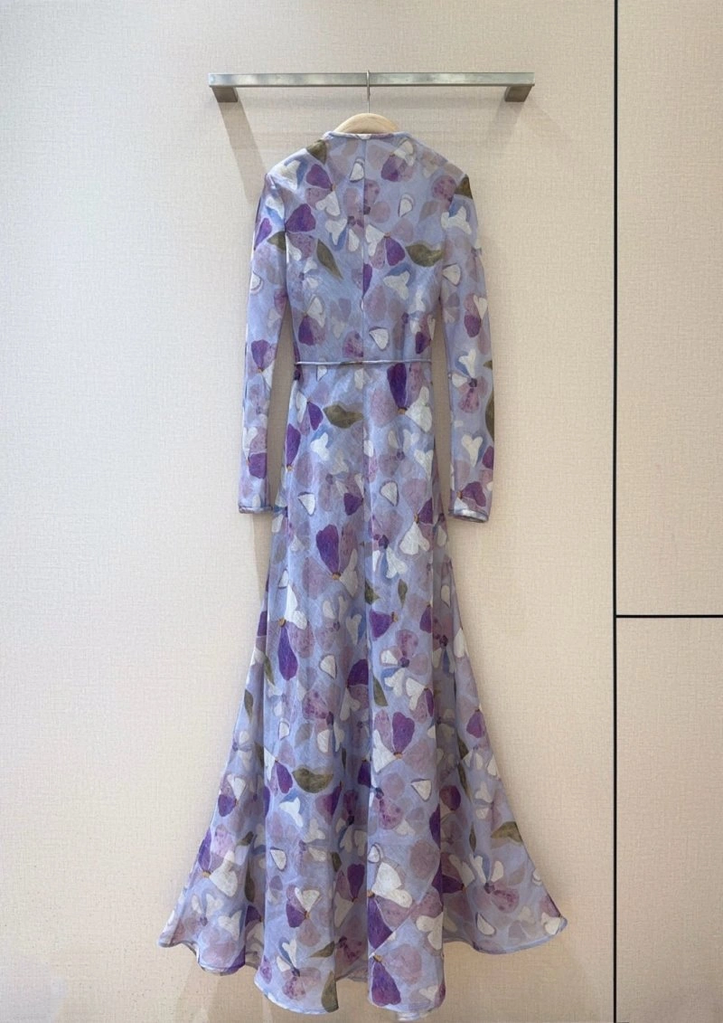 Tailored Unclassified Brand Dress 150637