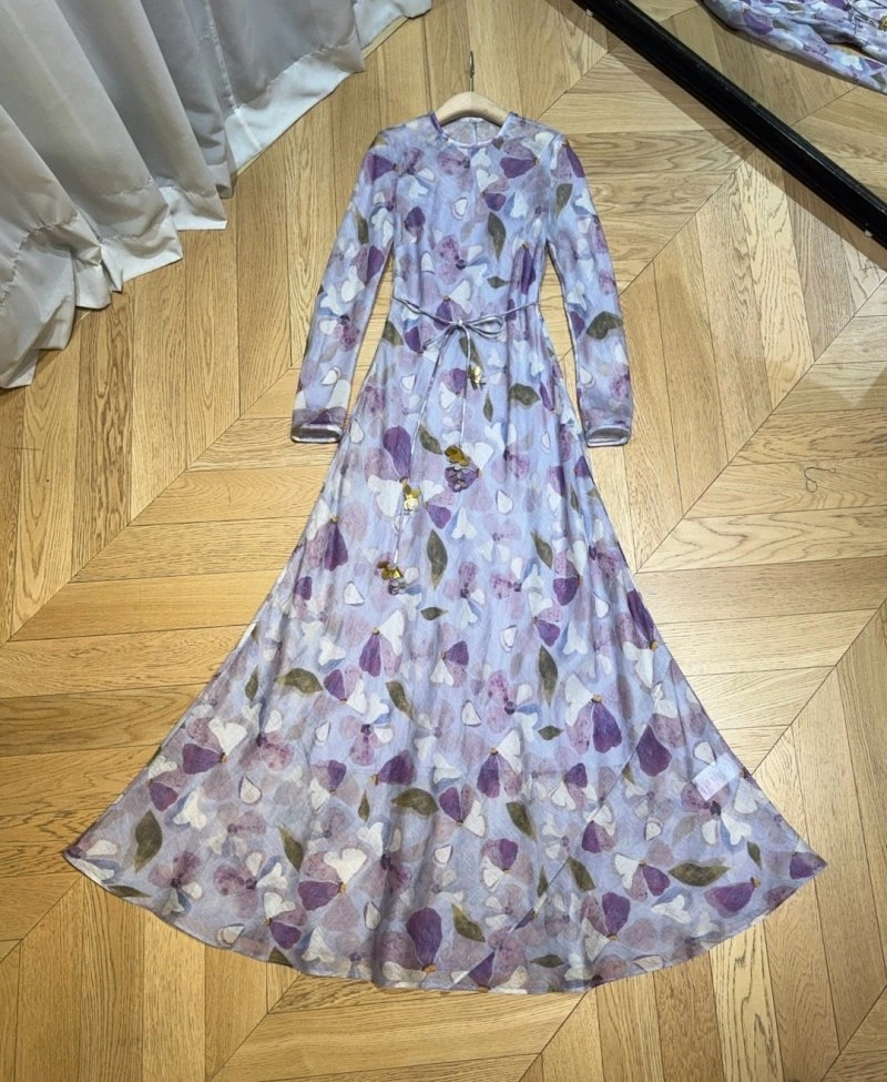Tailored Unclassified Brand Dress 150637
