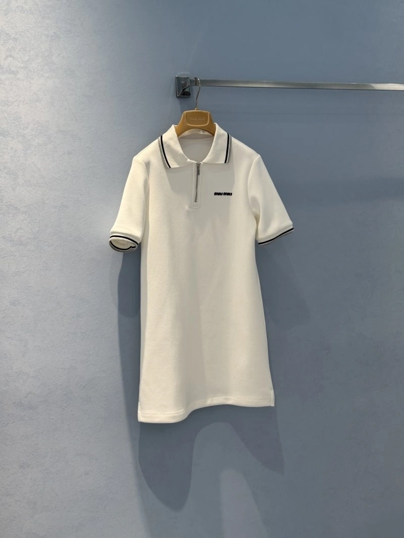 FreshLook Unclassified Brand Dress 150631