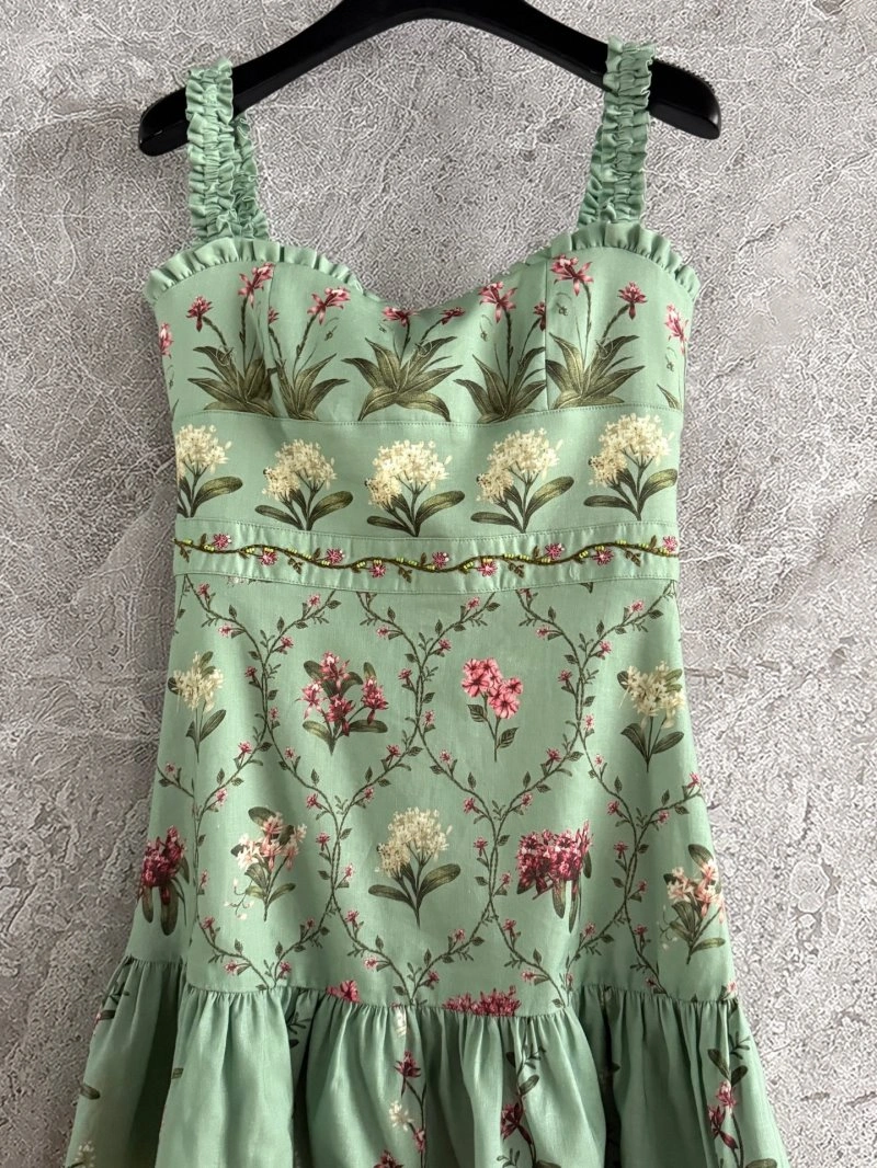 Unique Unclassified Brand Dress 155853