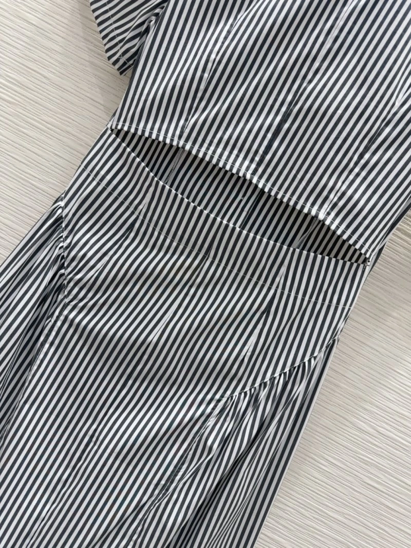 Efficient Unclassified Brand Dress 155849