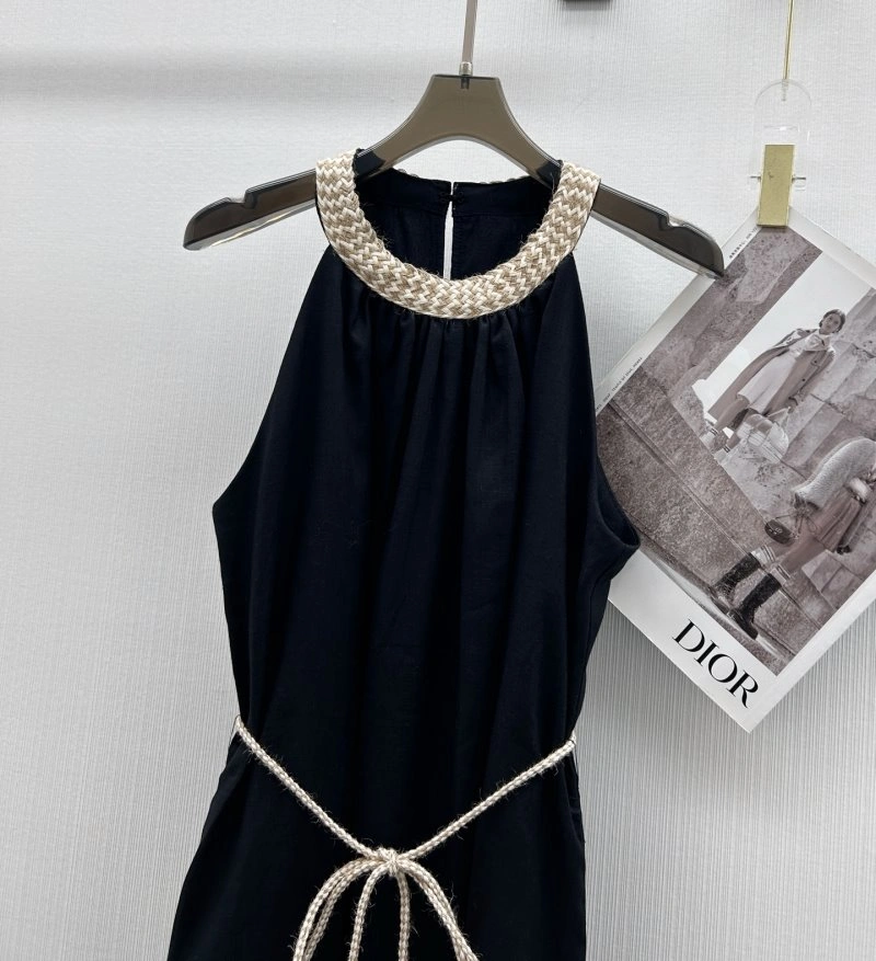 UrbanChic Unclassified Brand Dress 155736