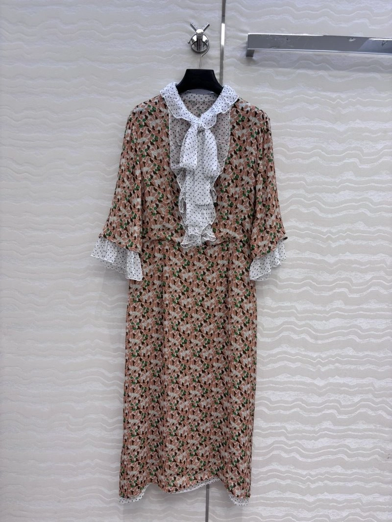 ModernLook Unclassified Brand Dress 155712