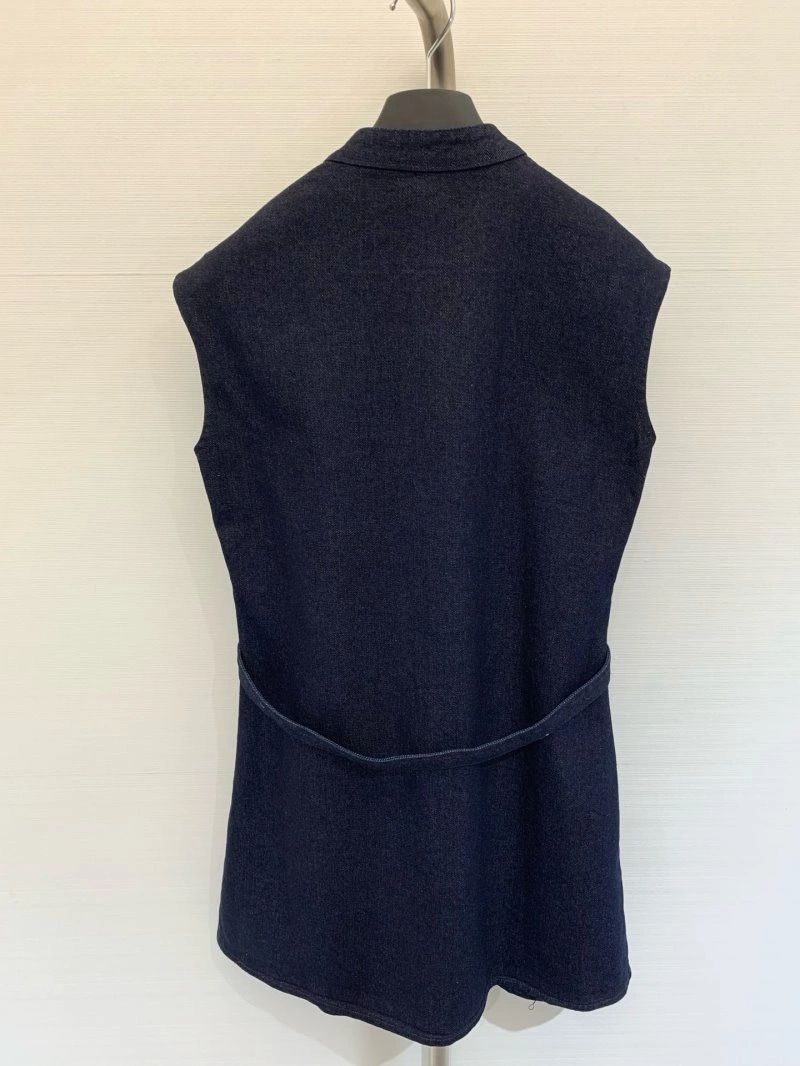 Minimalist Unclassified Brand Dress 148154