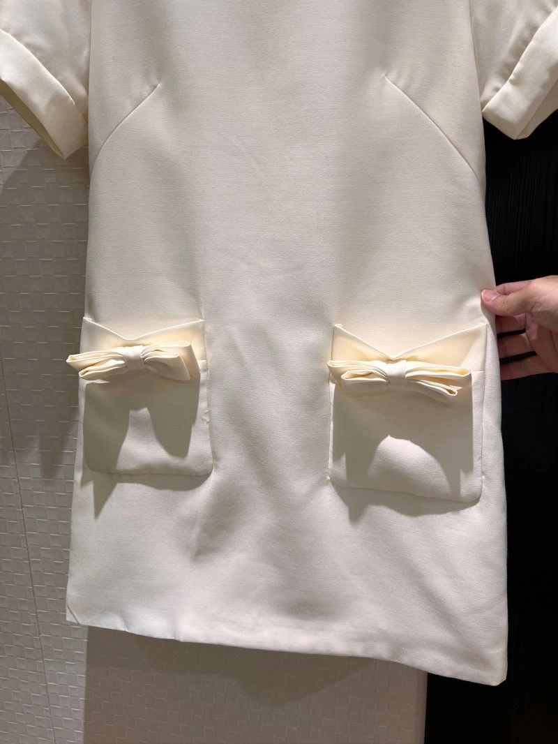Neat Unclassified Brand Dress 148081