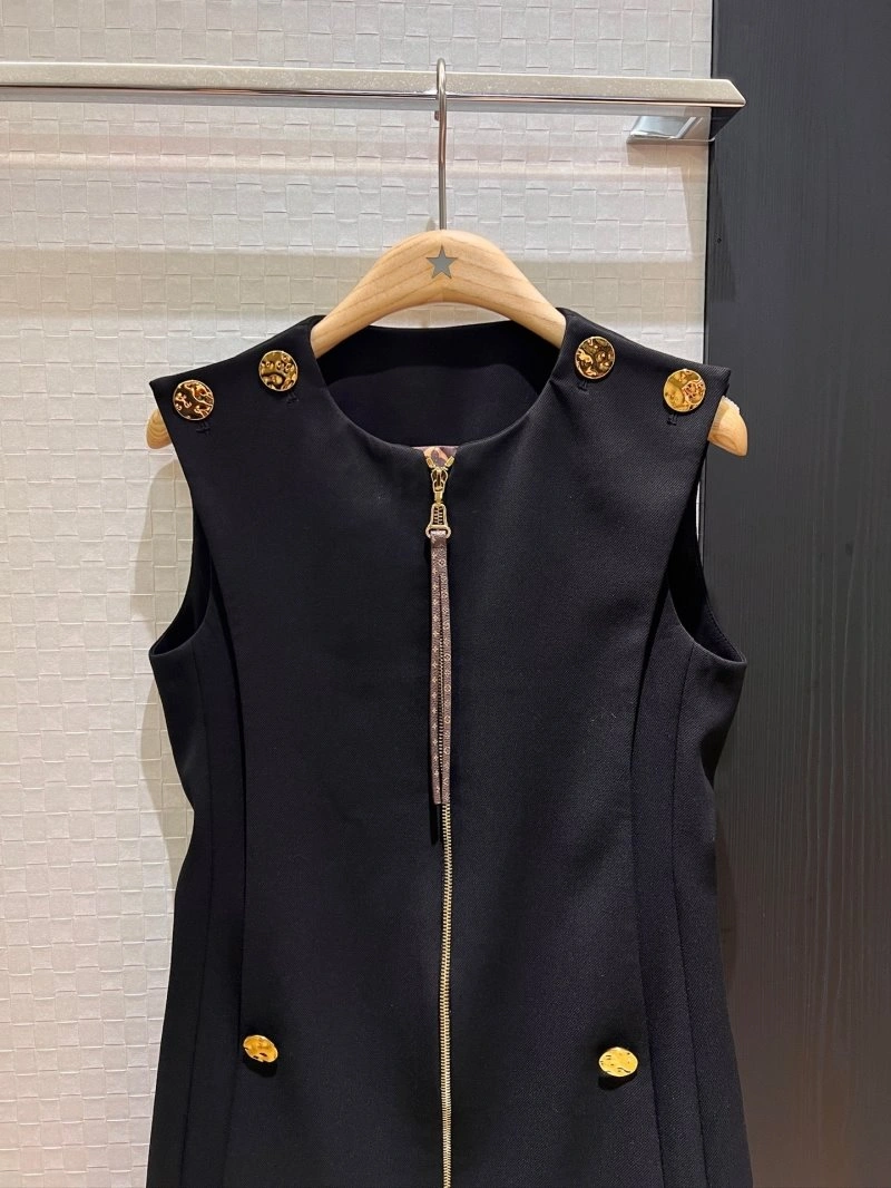 Snug Unclassified Brand Dress 147962