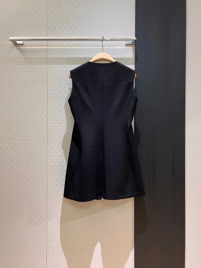 Snug Unclassified Brand Dress 147962