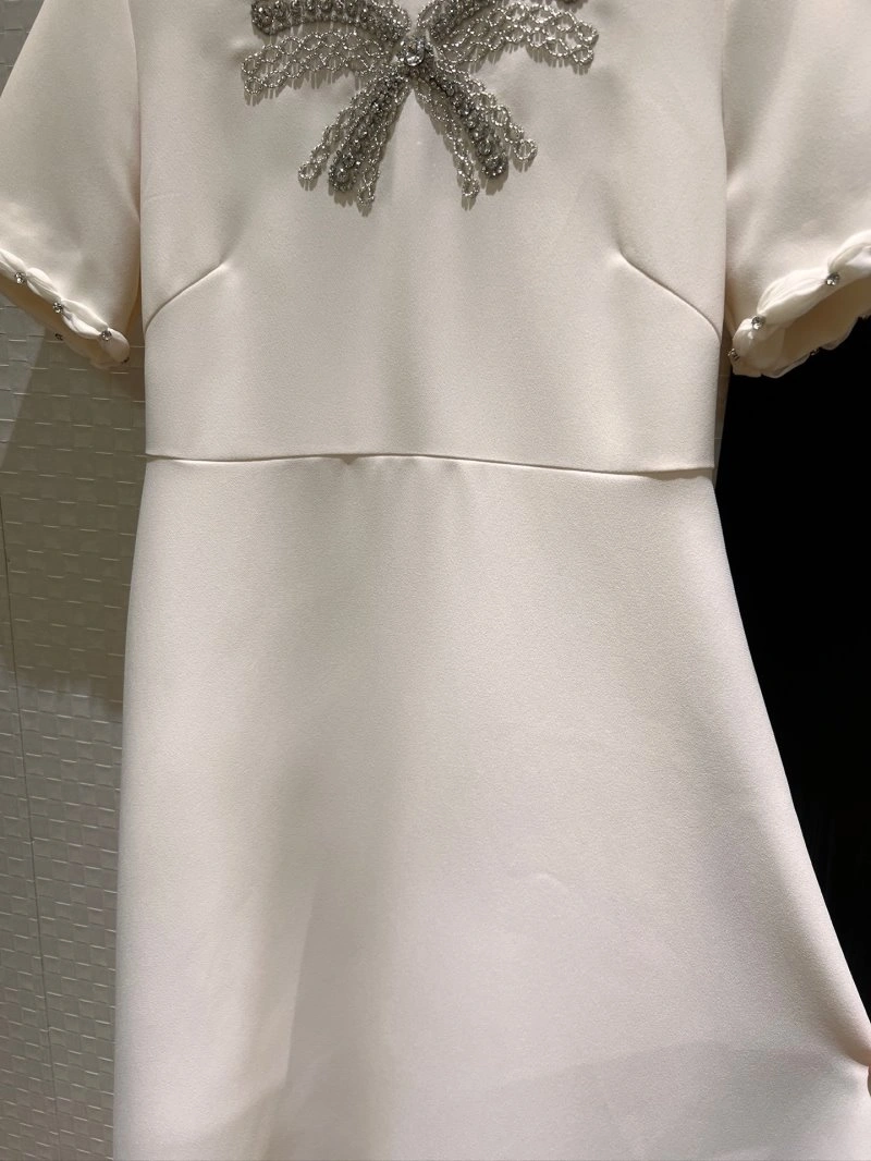 Bold Unclassified Brand Dress 147965