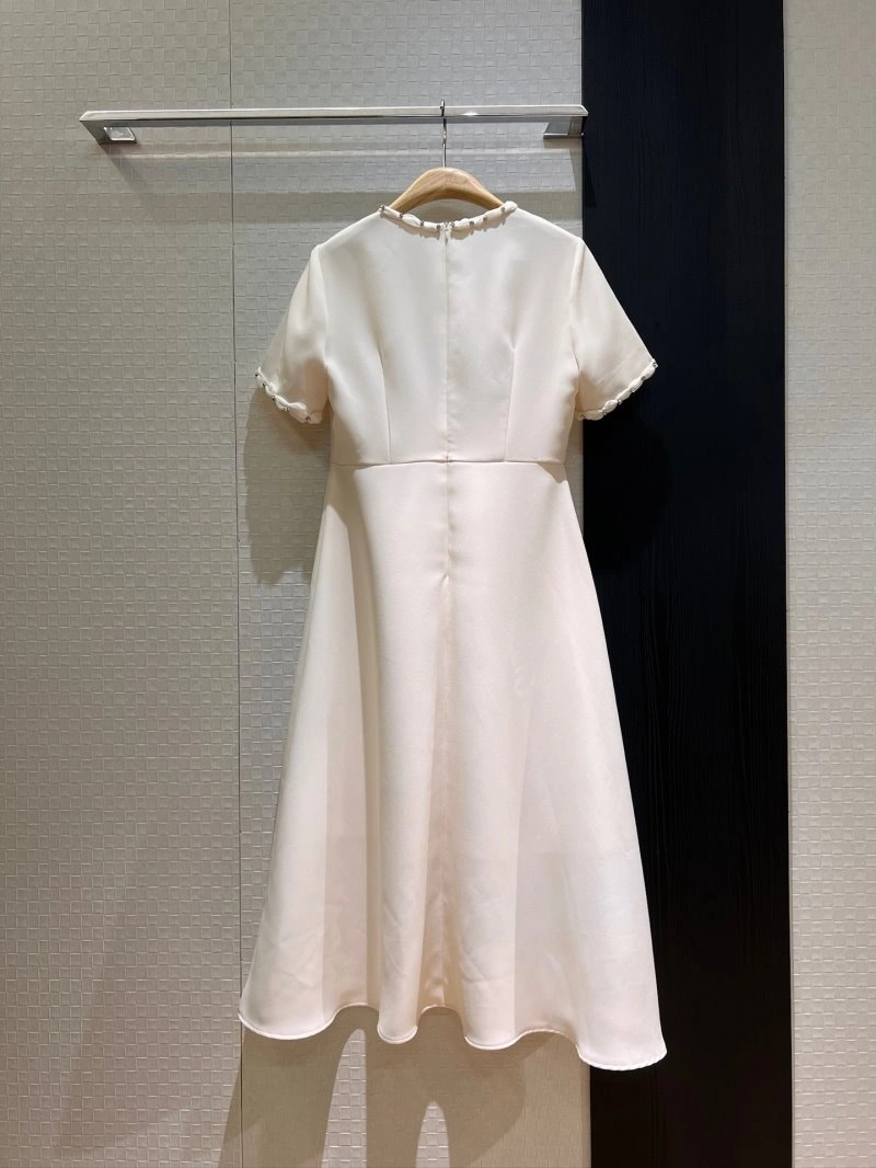 Bold Unclassified Brand Dress 147965