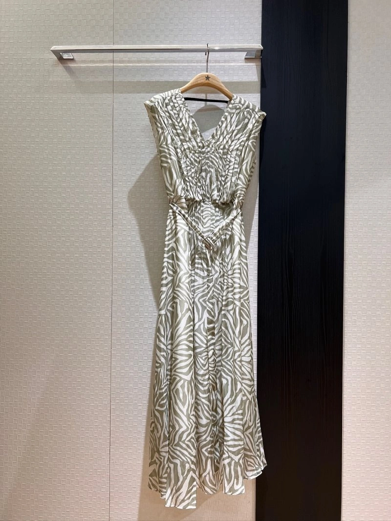 Comfortable Unclassified Brand Dress 147961