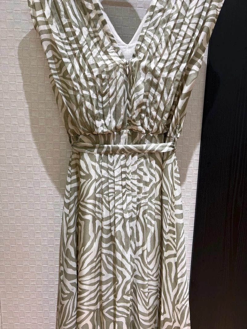 Comfortable Unclassified Brand Dress 147961