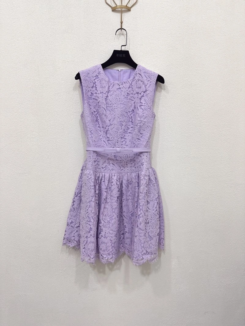 UrbanChic Unclassified Brand Dress 147941