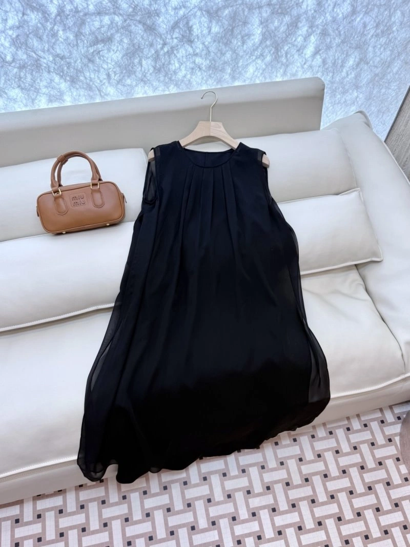 Chic Unclassified Brand Dress 147898