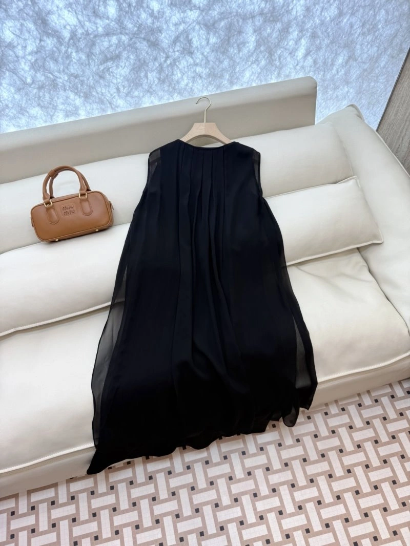 Chic Unclassified Brand Dress 147898