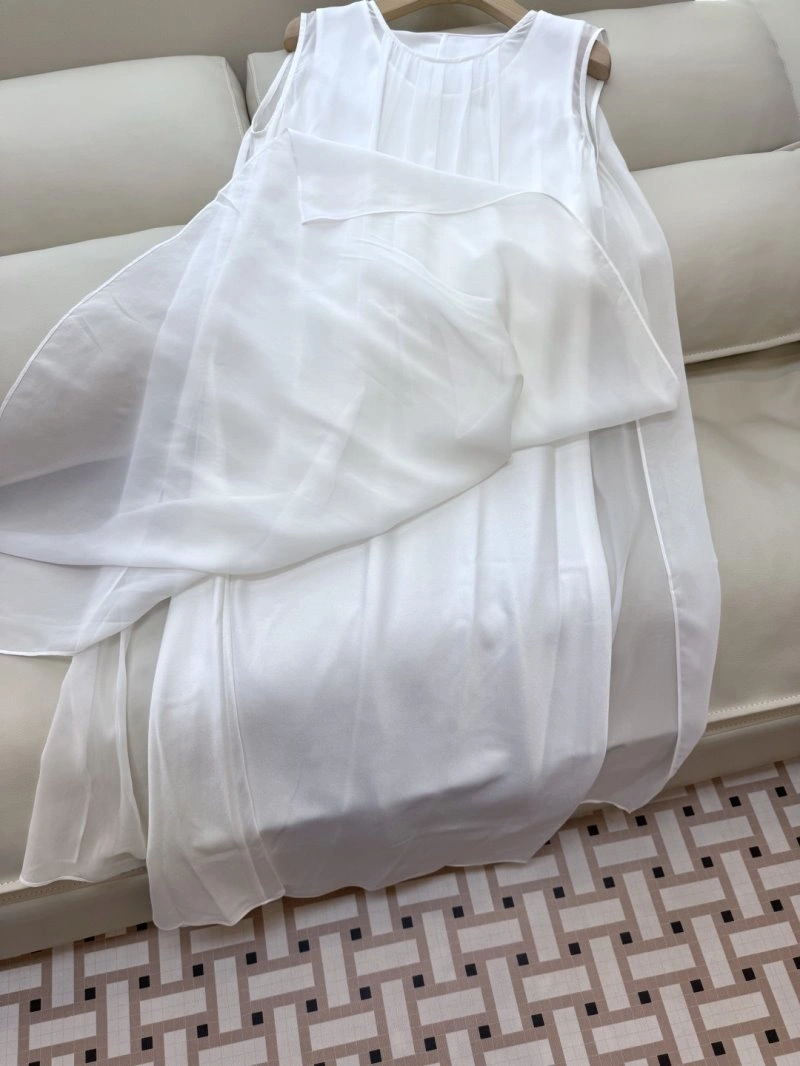 UrbanChic Unclassified Brand Dress 147897