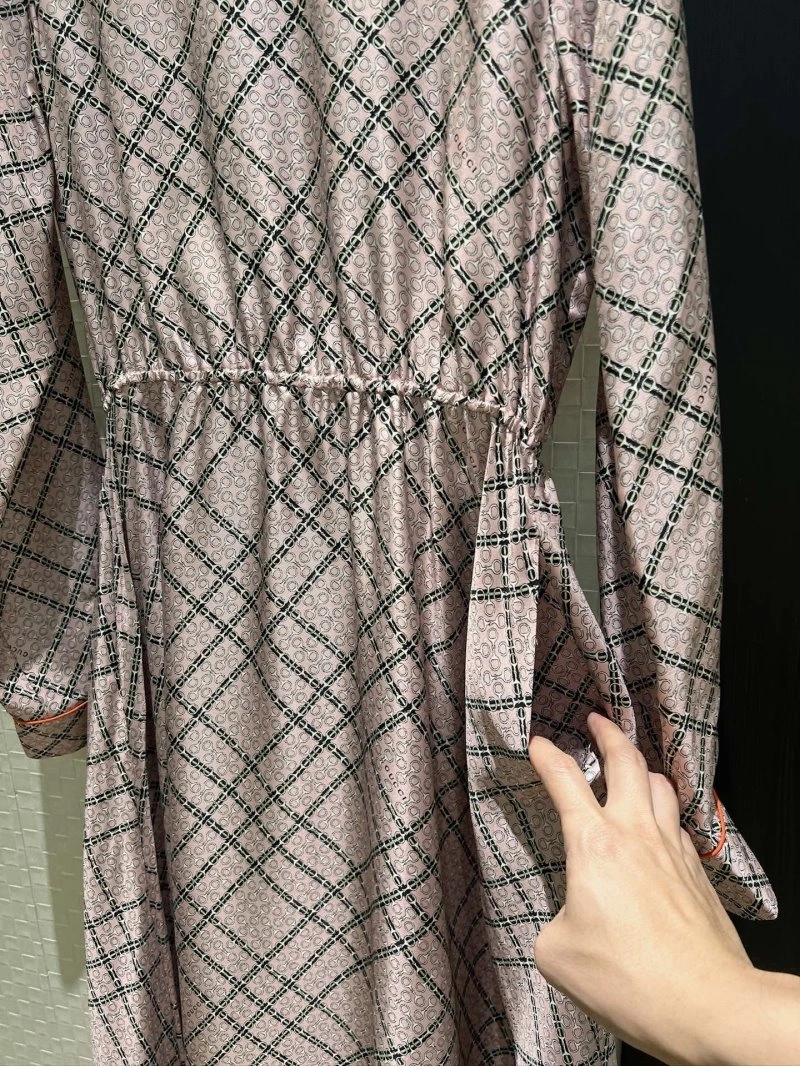 Affordable Unclassified Brand Dress 147887