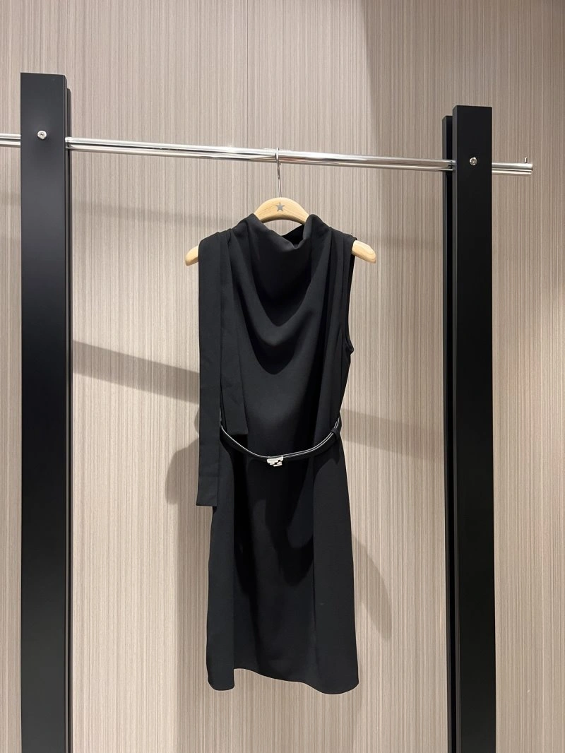 Tailored Unclassified Brand Dress 147850