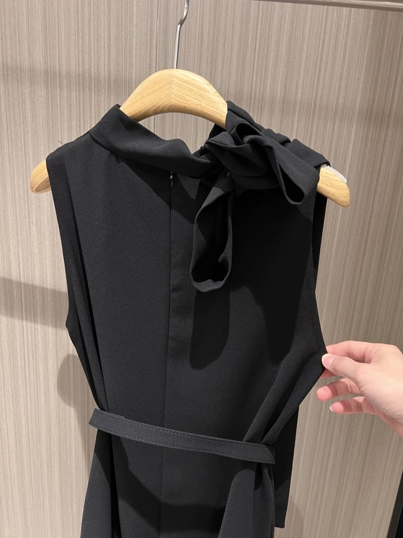 Tailored Unclassified Brand Dress 147850