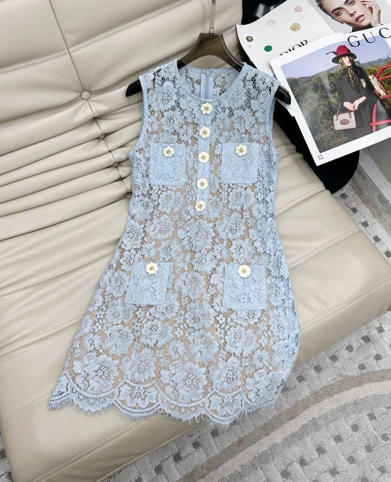 Lightweight Unclassified Brand Dress 147844