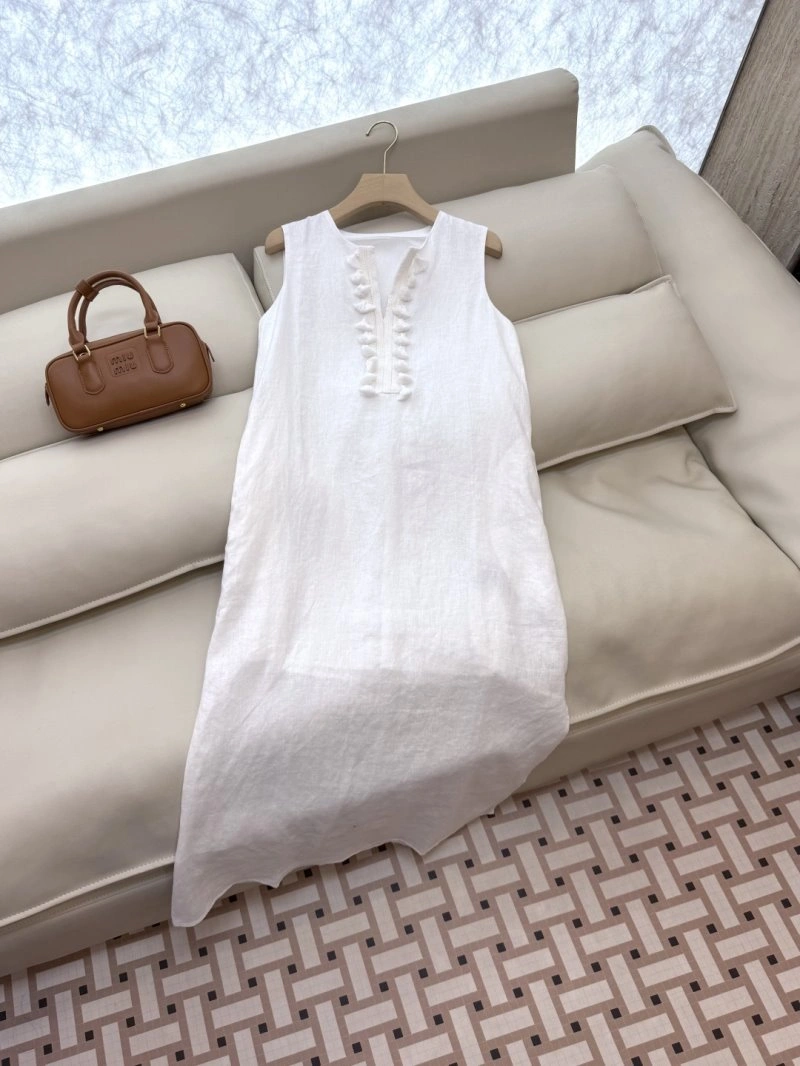 Soft Unclassified Brand Dress 147837