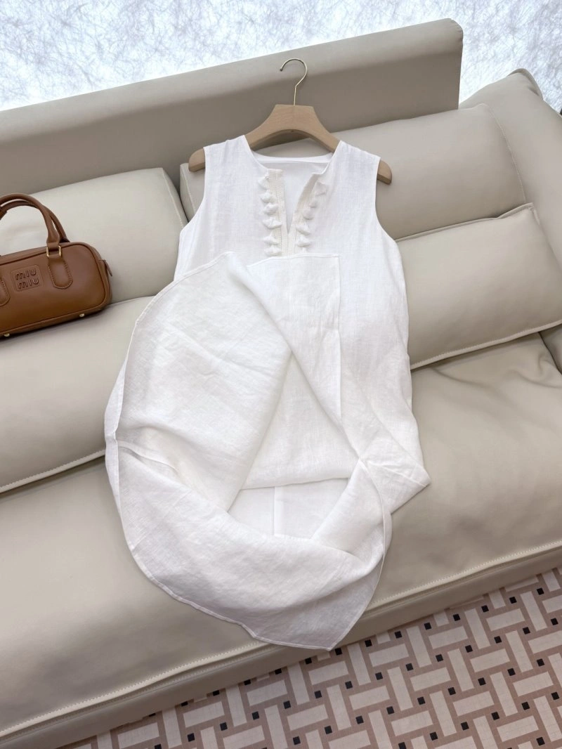 Soft Unclassified Brand Dress 147837