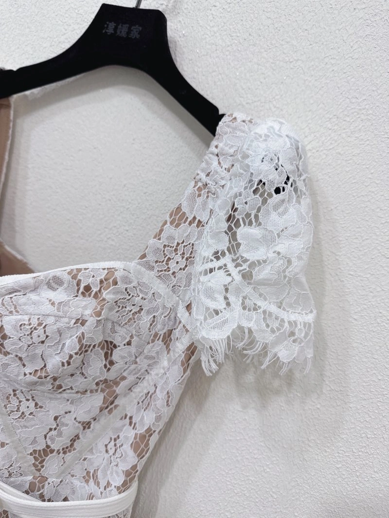Attractive Unclassified Brand Dress 147819