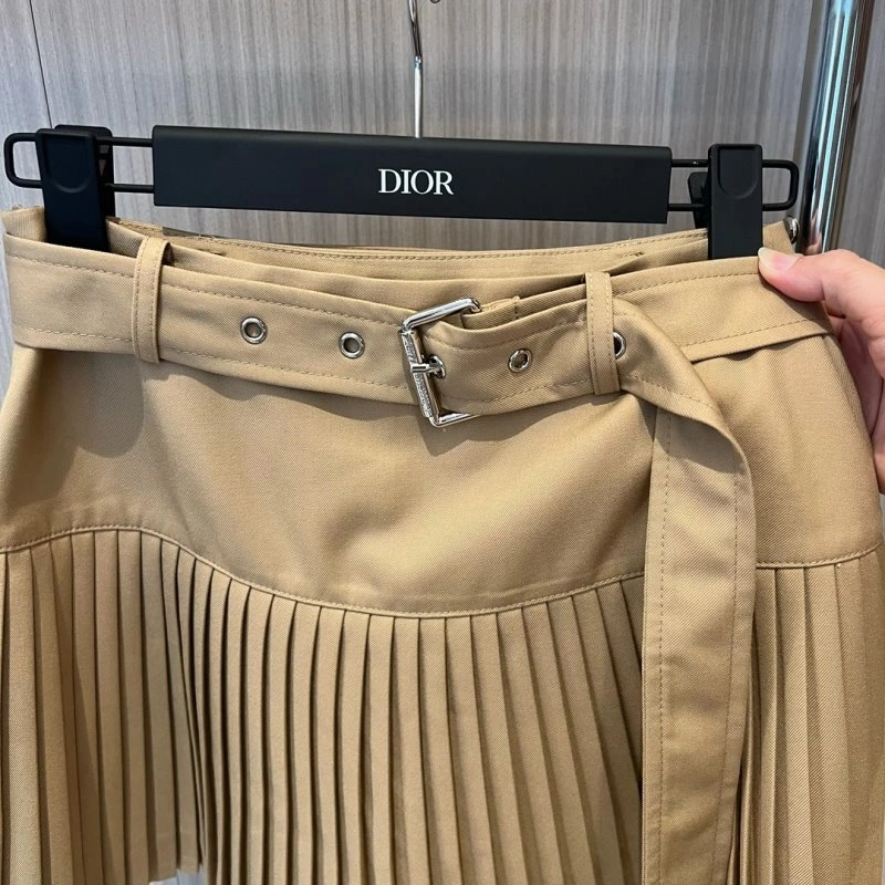 Chic Unclassified Brand Dress 147813