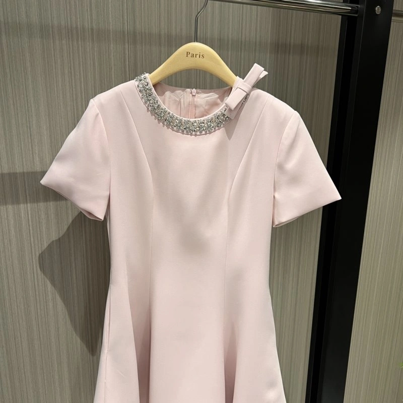 Bold Unclassified Brand Dress 147789