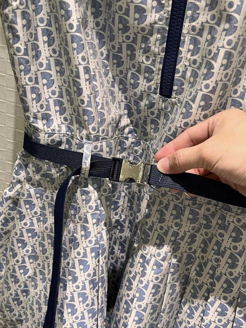 Unique Unclassified Brand Dress 147792