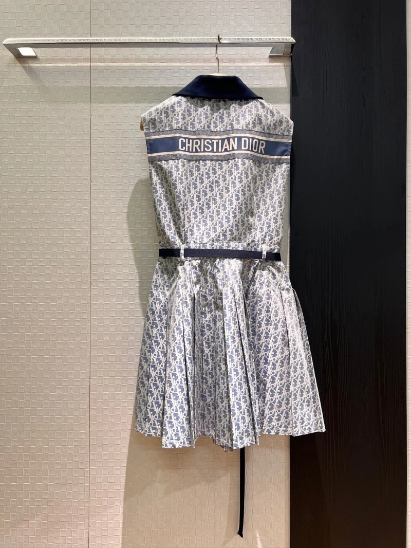 Unique Unclassified Brand Dress 147792